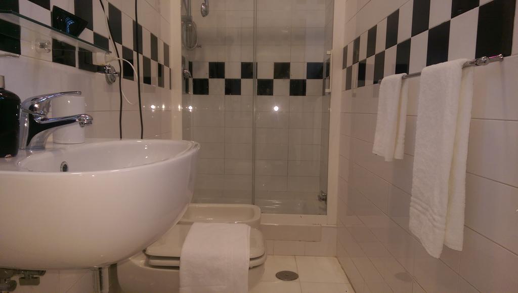 B&B Porta Di Mare Катандзаро Экстерьер фото