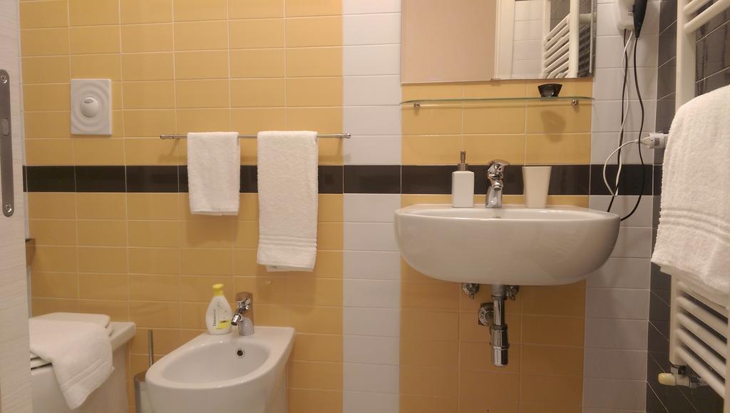 B&B Porta Di Mare Катандзаро Экстерьер фото